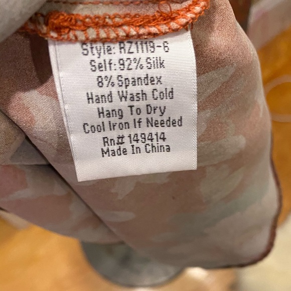 Mayani Silk slip Set - Picture 6 of 6